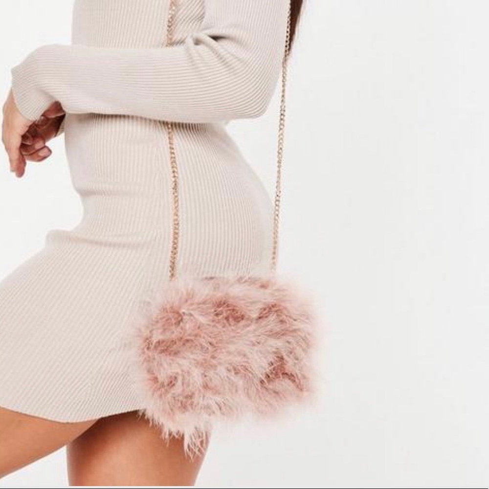 Blush Round Feather Clutch Bag